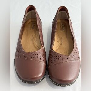 Clarks Women's CoCo Brown Leather Loafers